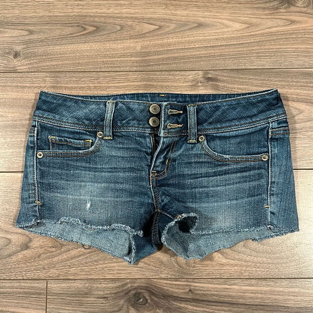 American Eagle stretch fit jean shorts - Size 2